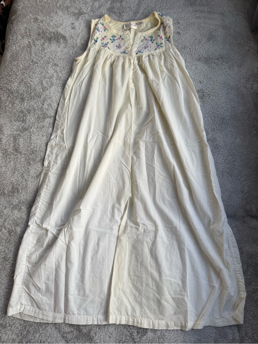 Moo-moo 100% cotton VTG nightgown